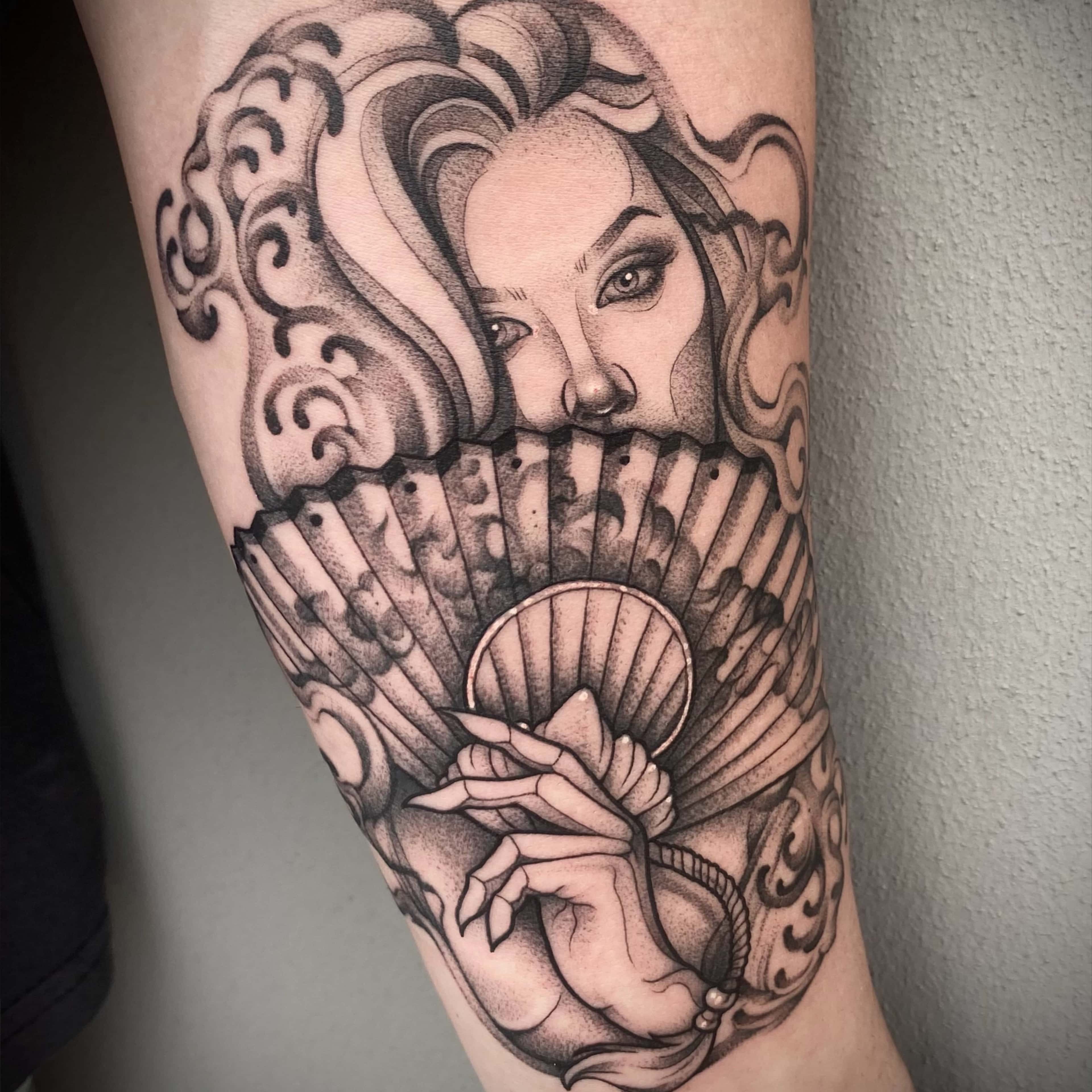 Illustrative tattoo by Stöckel Tattoos